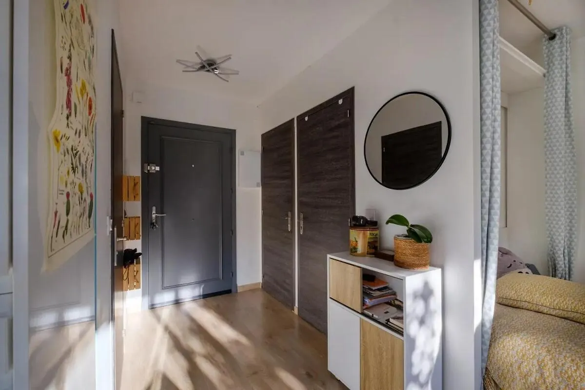 Appartement Calme Avec Terrasse Et Climatisation Νίκαια Διαμέρισμα